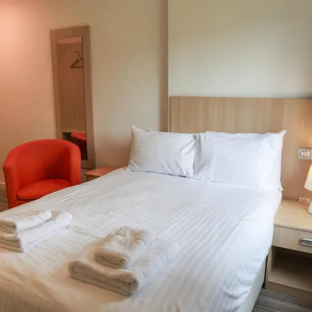 Jubilee Ground-floor Double Bedroom Prázdninový dům Penrith