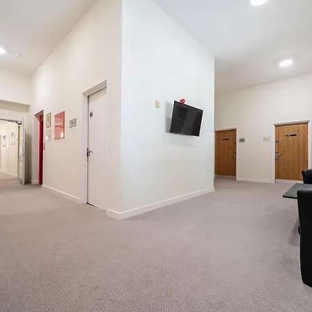 Jubilee Ground-floor Double Bedroom Penrith